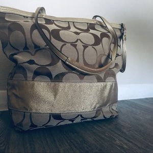Coach Signature Tote